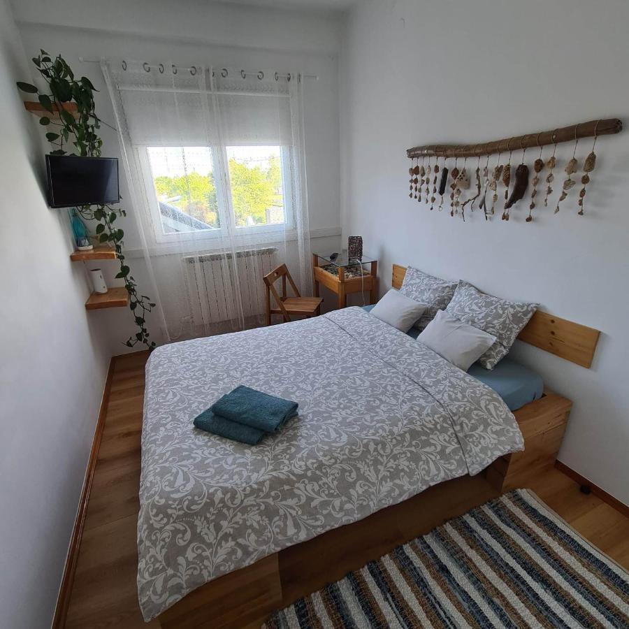Sobe Divna Hotell Velika Mlaka Exteriör bild